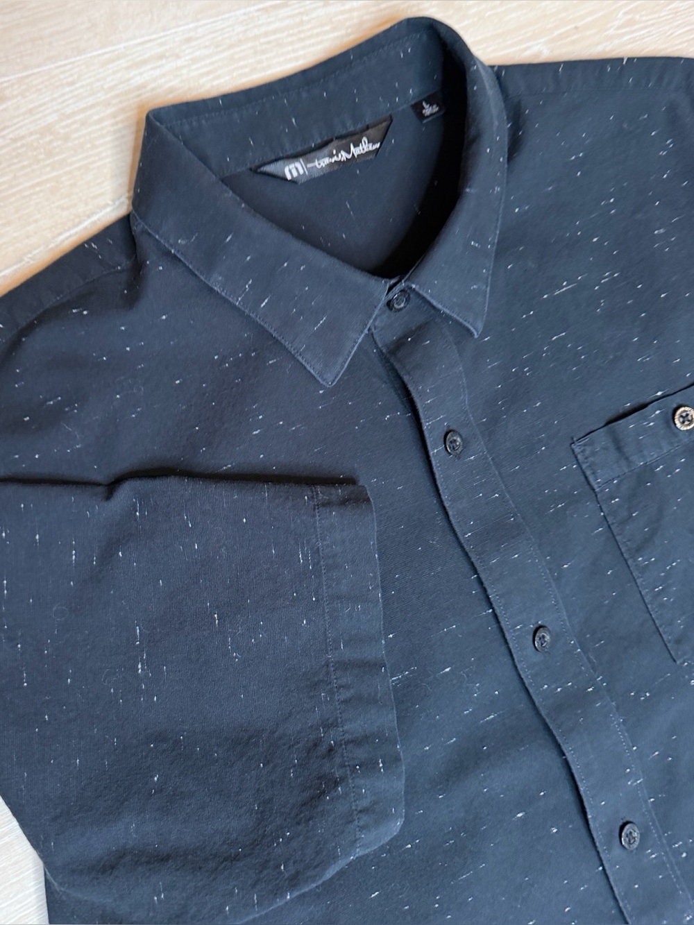 TRAVIS MATHEW Button Down Shirt